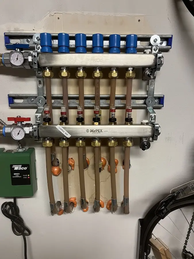 Plumber performing Leak Detection at a residential property in East Peoria