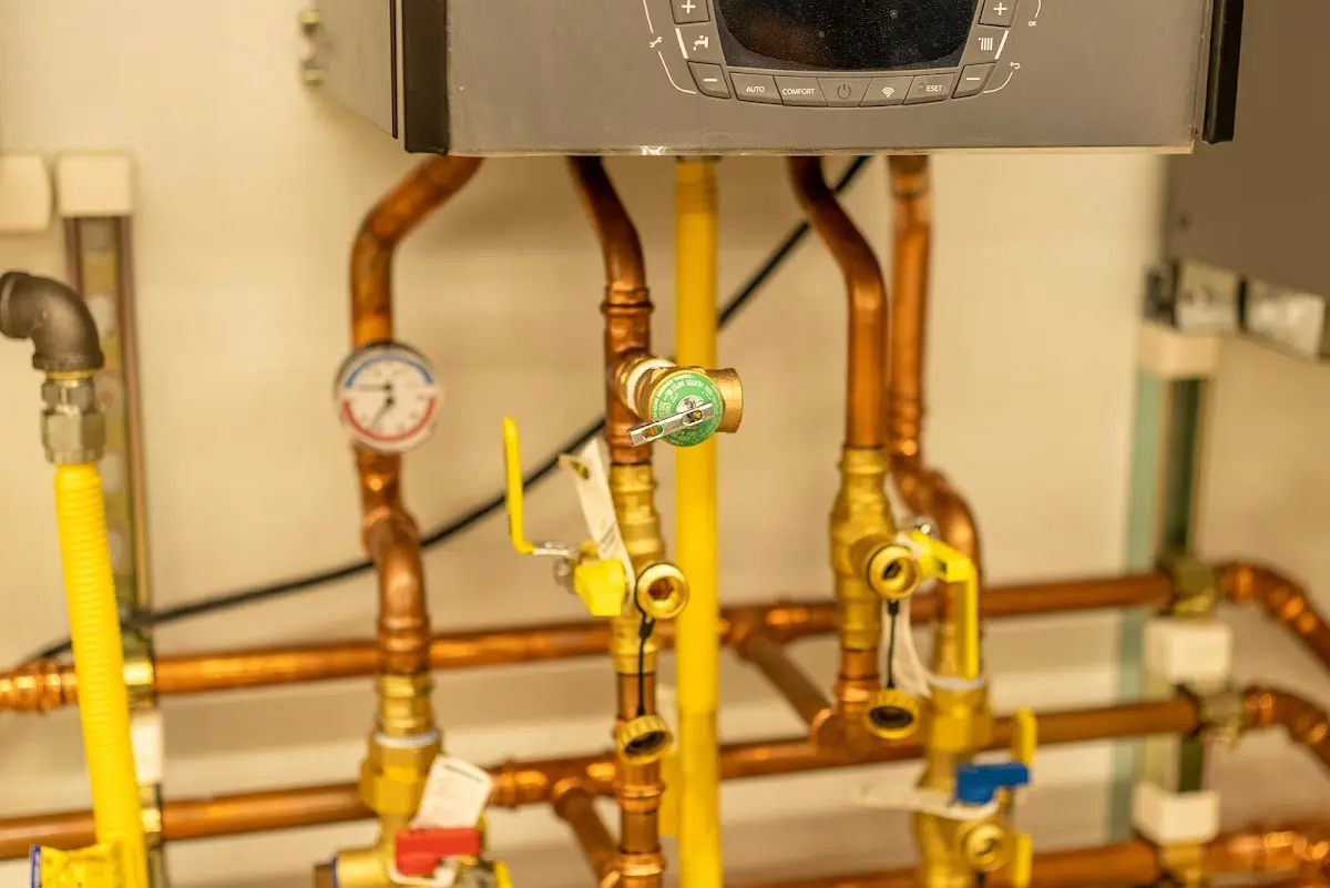 Licensed technician providing Pipe Repair for a homeowner in East Peoria